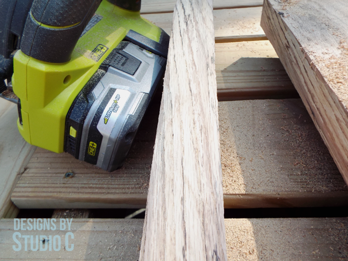 DIY Wood Slab End Table_Grain