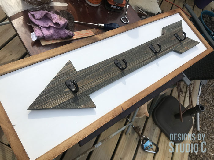 DIY Arrow Wall Hook Rack_Hooks