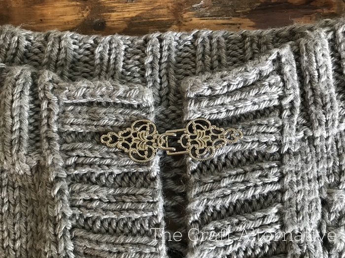 sew-filigree-hook-eye-sweater-placement