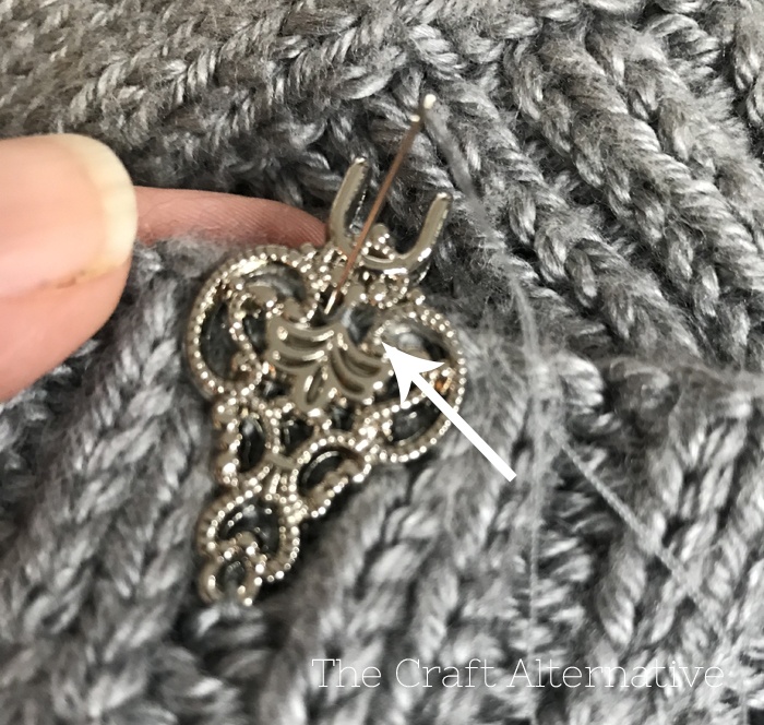 sew-filigree-hook-eye-sweater-close-up