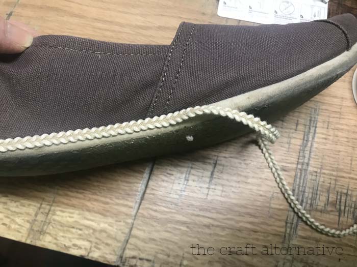 add decorative trim shoes glue
