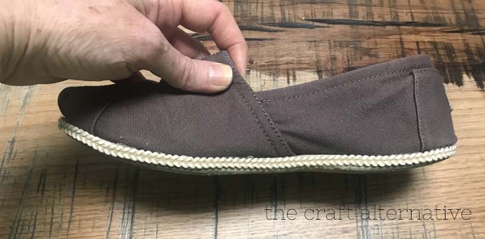 add decorative trim shoes side