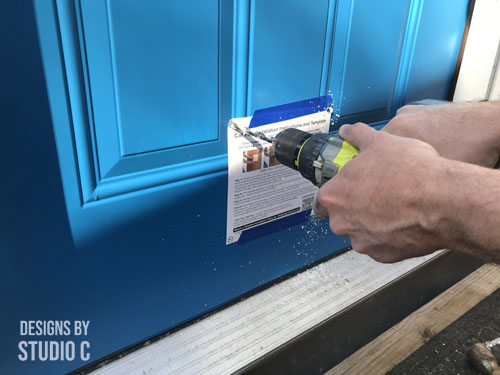 how to install pet door _holes