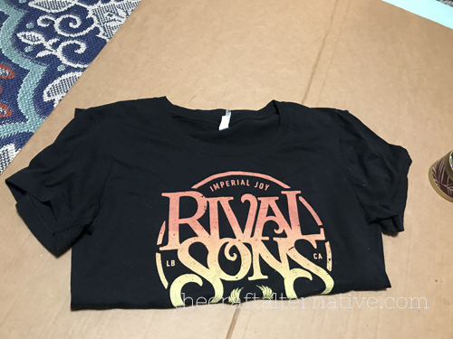 adding flirty sleeves to a t-shirt