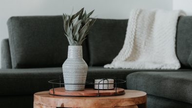 how to choose the perfect coffee table featured