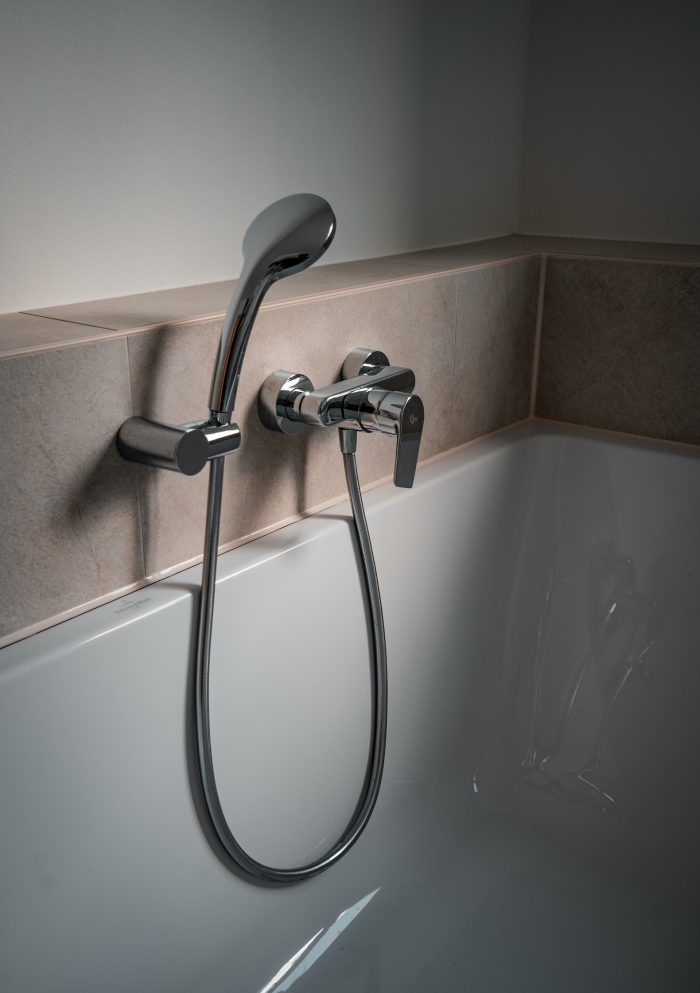 bathroom renovation on a budget shower faucet handle