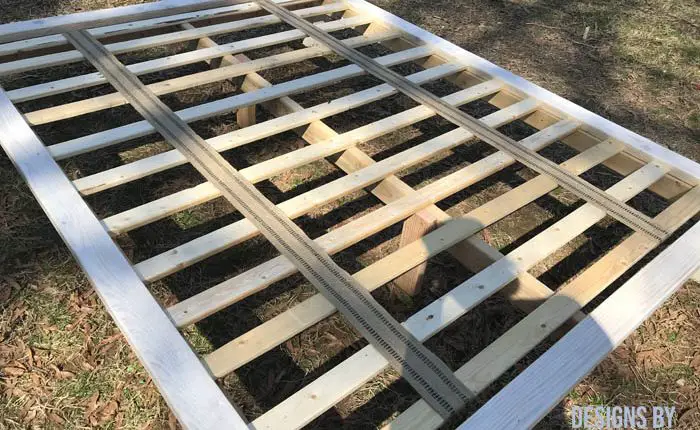 DIY connected bed slats