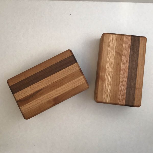 hardwood yoga blocks oak stripe top view