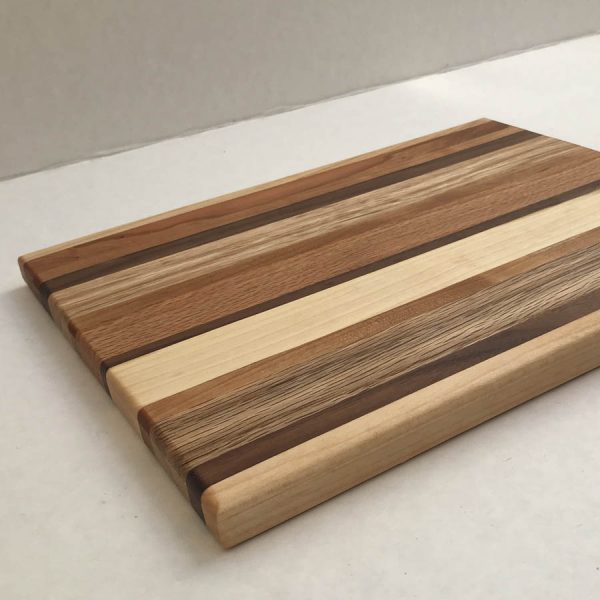 small hardwood chopping block edge view