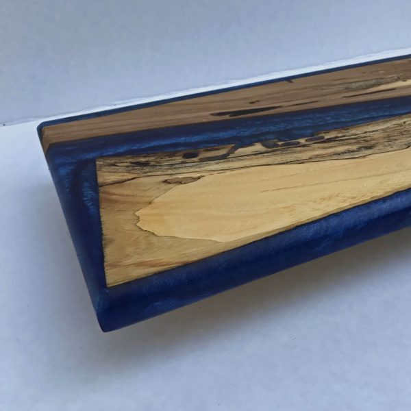 wood and resin serving boards blue edge view