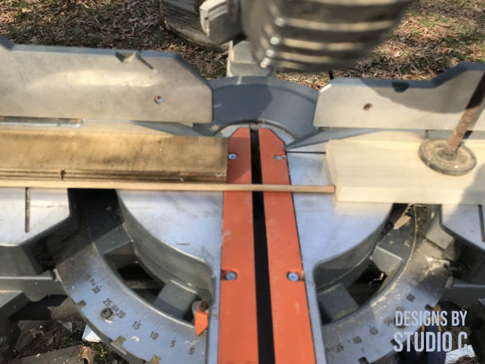 how to make a rotating thread stand cutting spindles on miter saw